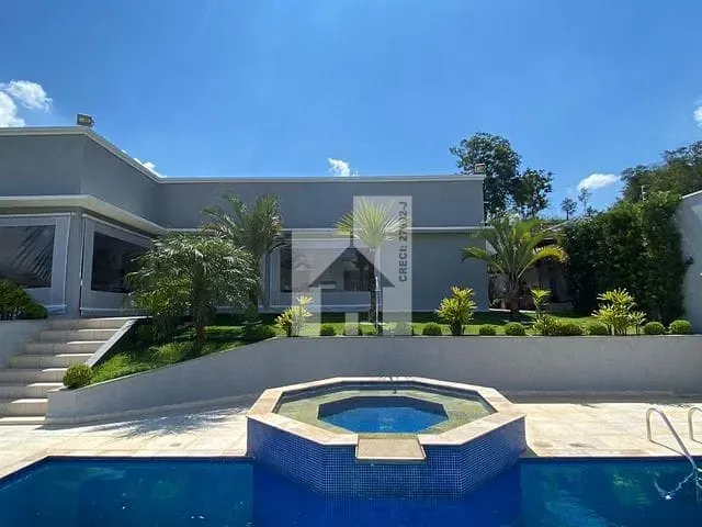 Casa com 1037m² 3 quartos e 4 banheiros, à venda, no bairro Caxambu em Jundiaí