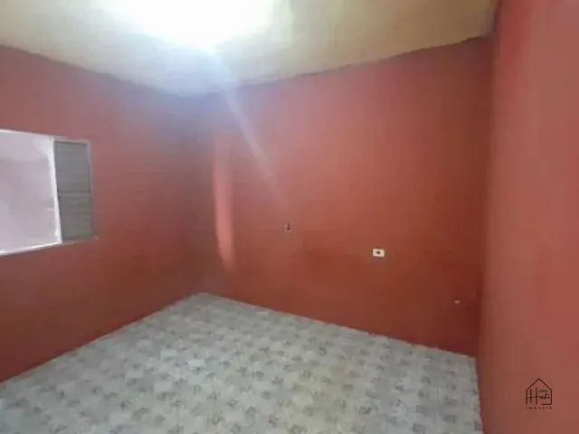 Casa com 200m² 2 quartos e 2 banheiros, à venda, no bairro Jardim Lavapes das Graças em Cotia