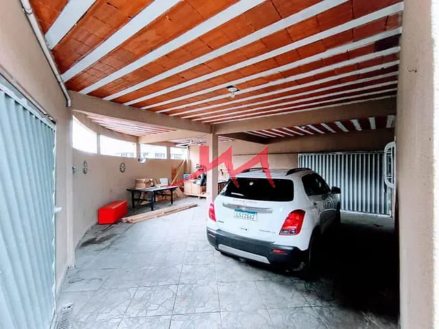 Casa com 315m² 3 quartos e 2 banheiros, à venda, no bairro Jardim Catarina em São Gonçalo