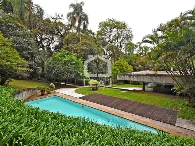 Casa com 3100m² 3 quartos e 5 banheiros, à venda, no bairro Cidade Jardim em São Paulo