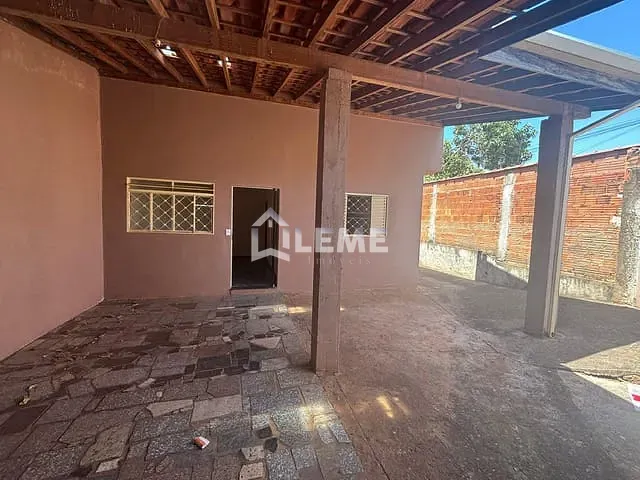 Casa com 223m² 2 quartos e 1 banheiro, à venda, no bairro Jardim São Francisco em Mococa