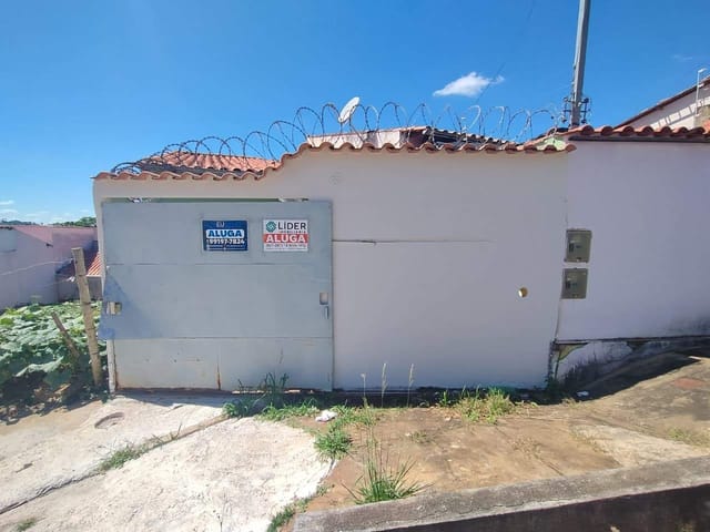 Foto do Casa - Casa com 2 dormitórios para locação, por R$ 1.100,00/mês - Morada do Sol - Lavras/MG | Burgarelli Imóveis