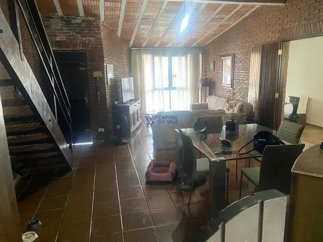 Casa com 328m² 3 quartos e 2 banheiros, à venda ou para alugar, no bairro Jardim Alvorada em São José dos Campos