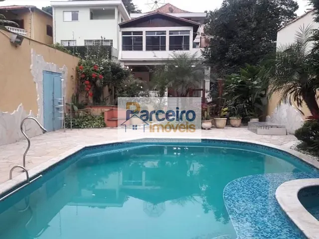 Casa com 647m² 6 quartos e 5 banheiros, à venda, no bairro Horto Florestal em São Paulo