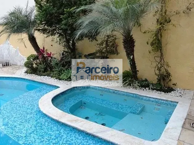 Casa com 647m² 6 quartos e 5 banheiros, à venda, no bairro Horto Florestal em São Paulo