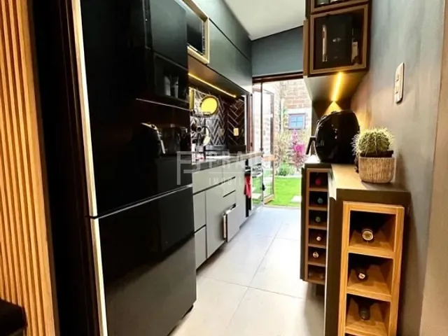 Casa com 125m² 2 quartos e 2 banheiros, à venda, no bairro Laranjal em Pelotas
