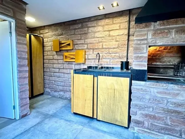 Casa com 125m² 2 quartos e 2 banheiros, à venda, no bairro Laranjal em Pelotas