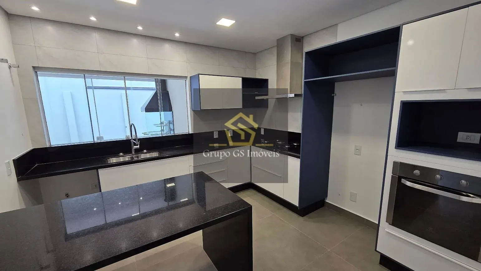 Casa, 3 quartos, 253 m² - Foto 11
