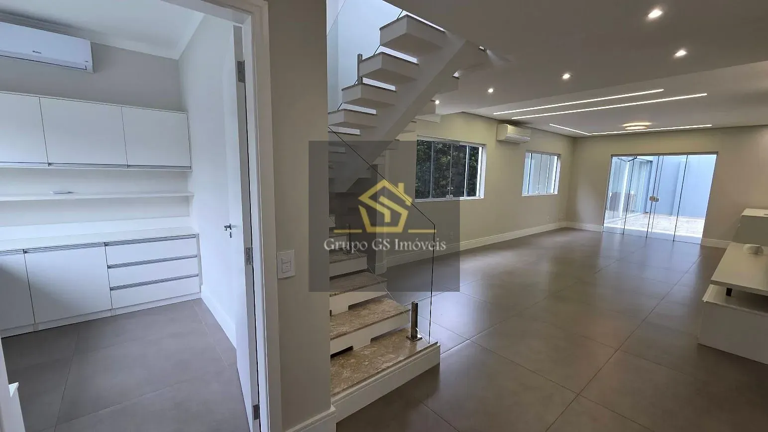 Casa, 3 quartos, 253 m² - Foto 9