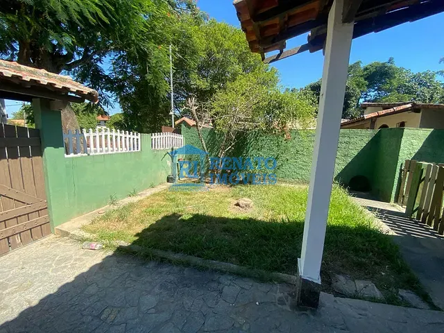 Casa 2 quartos e 2 banheiros, para alugar, no bairro Centro em Maricá