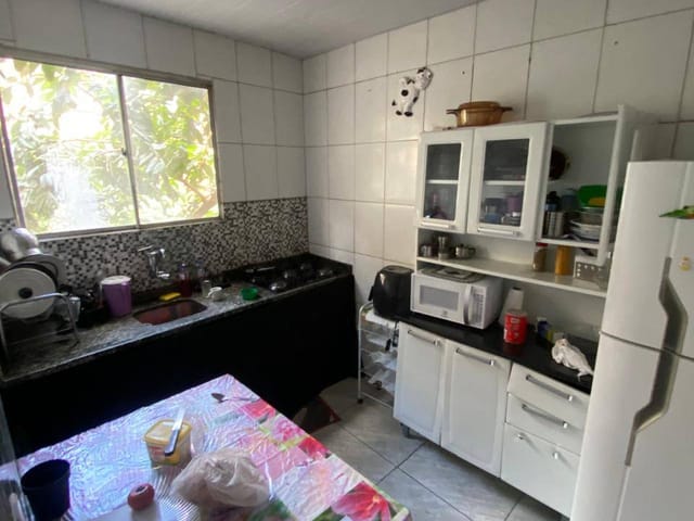 Casa 3 quartos e 1 banheiro, à venda, no bairro Tupi B em Belo Horizonte