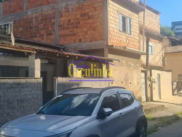 Casa com 1m² 2 quartos e 1 banheiro, à venda, no bairro Centro em Barra do Piraí