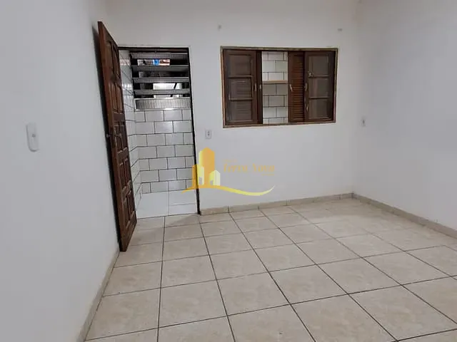 Casa com 70m² 2 quartos e 1 banheiro, para alugar, no bairro Conjunto Residencial José Bonifácio em São Paulo