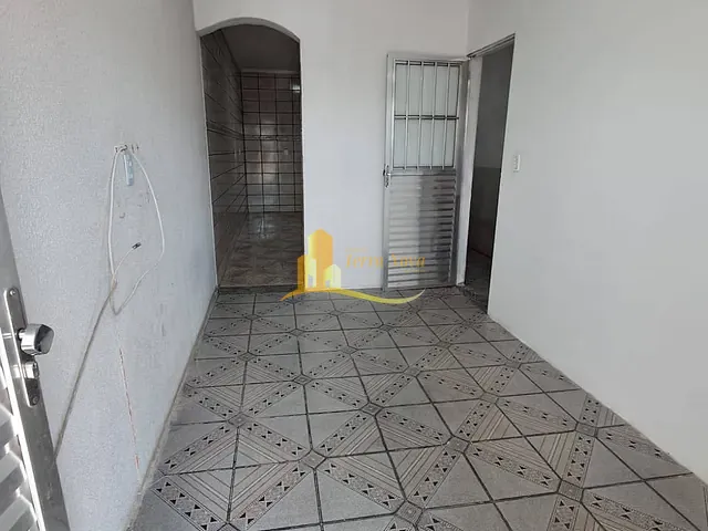Casa com 70m² 2 quartos e 1 banheiro, para alugar, no bairro Conjunto Residencial José Bonifácio em São Paulo