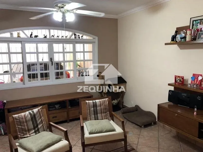 Casa, 4 quartos, 190 m² - Foto 9