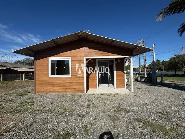 Casa com 100m² 2 quartos e 1 banheiro, para alugar, no bairro Machados em Navegantes
