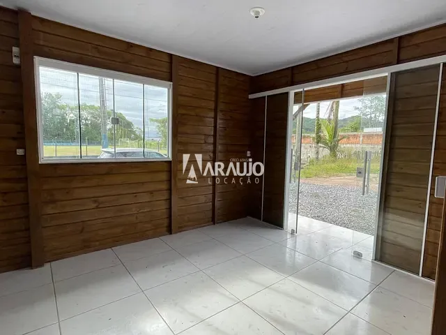 Casa com 100m² 2 quartos e 1 banheiro, para alugar, no bairro Machados em Navegantes