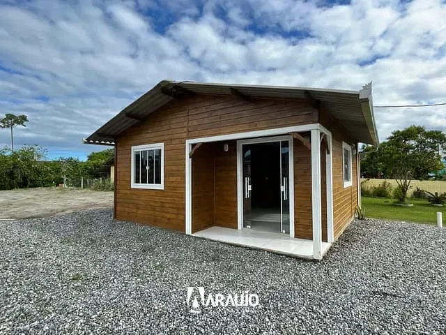 Casa com 100m² 2 quartos e 1 banheiro, para alugar, no bairro Machados em Navegantes