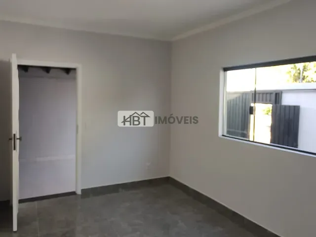 Casa 3 quartos e 2 banheiros, à venda, no bairro Geisel em Bauru