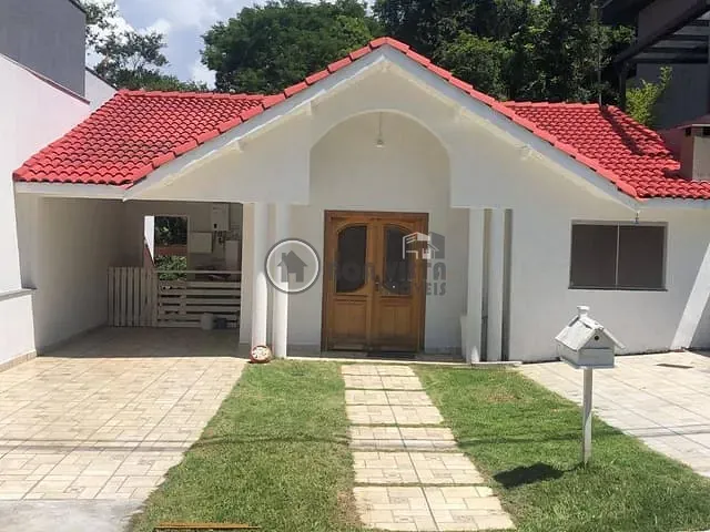 Casa 3 quartos e 2 banheiros, à venda, no bairro Parque Residencial Itapeti em Mogi das Cruzes