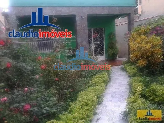 Casa 3 quartos e 2 banheiros, à venda, no bairro Saudade em Barra Mansa