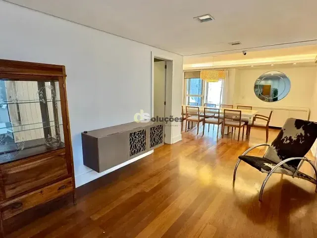 Casa 4 quartos e 5 banheiros, à venda ou para alugar, no bairro Alto de Pinheiros em São Paulo