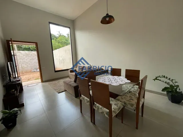 Casa com 380m² 3 quartos e 4 banheiros, à venda, no bairro Bosque em Vinhedo