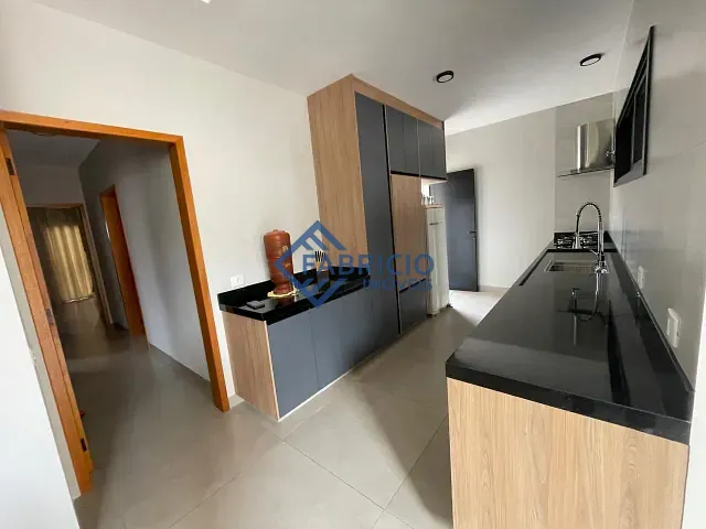 Casa com 380m² 3 quartos e 4 banheiros, à venda, no bairro Bosque em Vinhedo