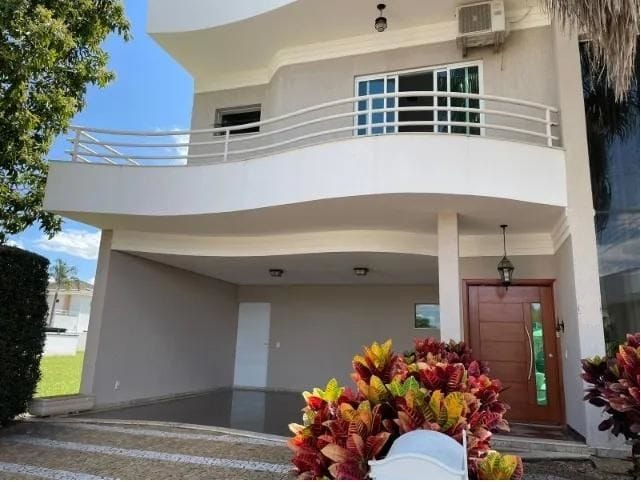 Casa, 3 quartos, 256 m² - Foto 1