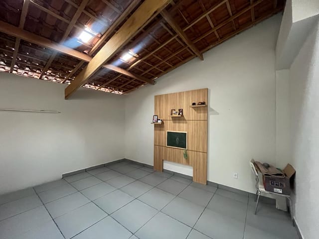 Casa com 180m² 2 quartos e 1 banheiro, à venda, no bairro Conjunto Residencial Parque São Bento em Campinas