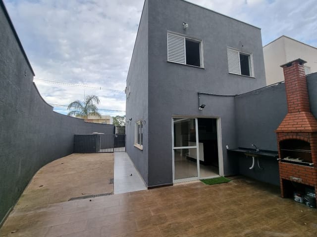 Casa com 170m² 3 quartos e 2 banheiros, à venda, no bairro Portais (Polvilho) em Cajamar