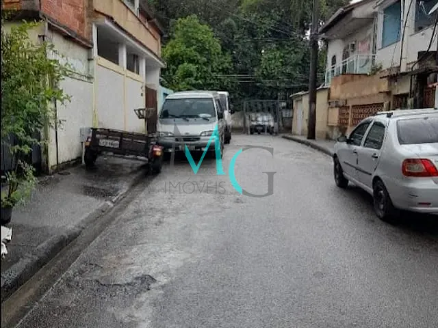 Casa 4 quartos e 3 banheiros, à venda, no bairro Campo Grande em Rio de Janeiro