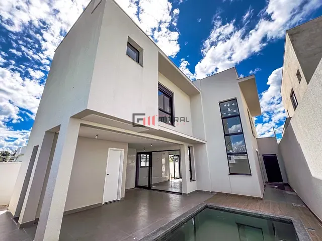 Casa com 254m² 3 quartos e 4 banheiros, à venda, no bairro Gleba Simon Frazer em Londrina