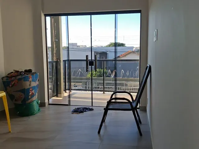Casa com 150m² 2 quartos e 1 banheiro, à venda, no bairro Jardim do Sol em Londrina