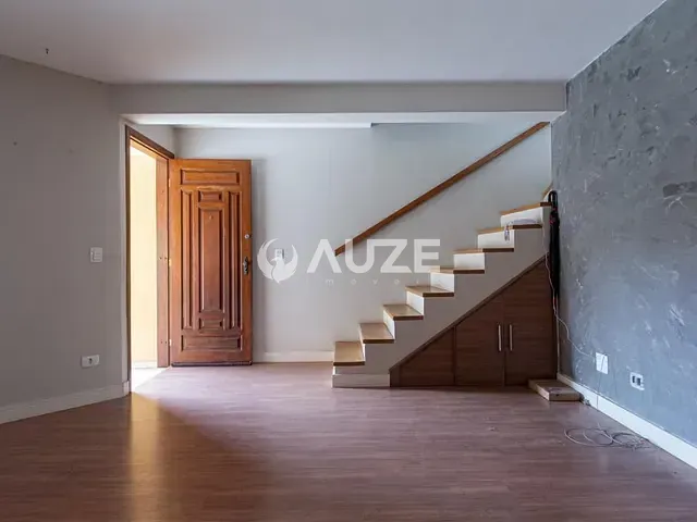 Casa com 78m² 3 quartos e 3 banheiros, à venda, no bairro Uberaba em Curitiba