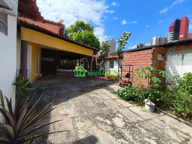 Casa com 190m² 3 quartos e 3 banheiros, à venda, no bairro Jóquei em Teresina