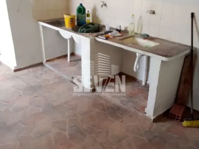 Casa com 288m² 3 quartos e 2 banheiros, à venda, no bairro Vila São João da Boa Vista em Bauru
