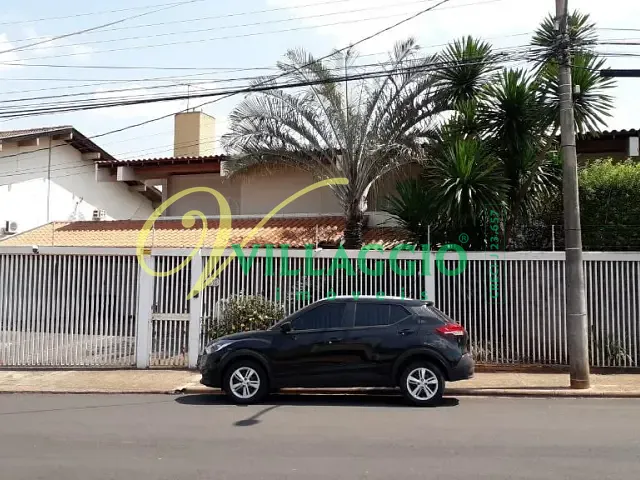 Casa com 1000m² 4 quartos e 6 banheiros, para alugar, no bairro Vila São José em São José do Rio Preto