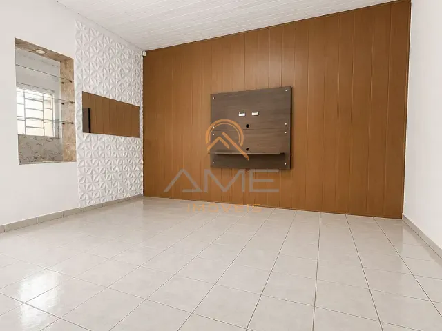 Casa com 150m² 2 quartos e 1 banheiro, à venda, no bairro Centro em Pelotas