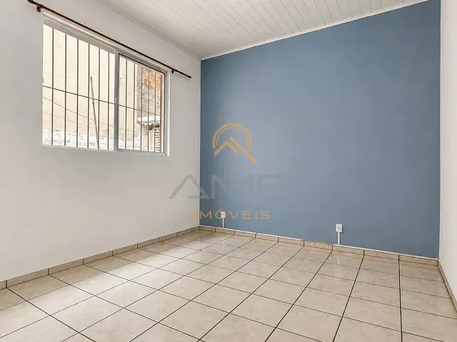 Casa com 150m² 2 quartos e 1 banheiro, à venda, no bairro Centro em Pelotas