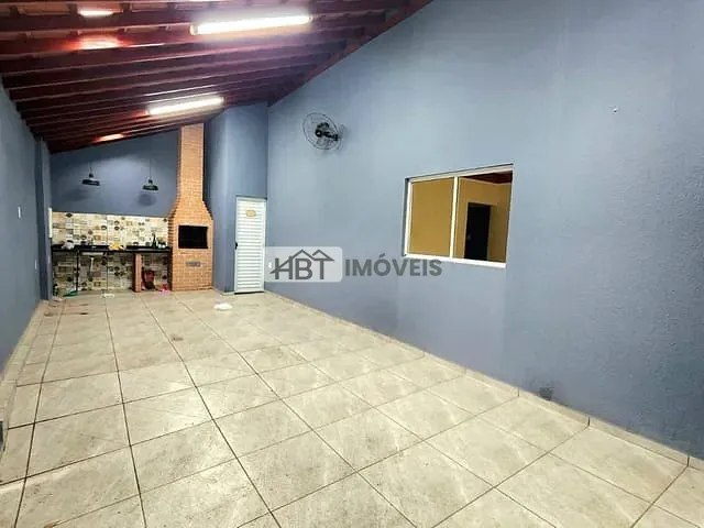 Casa 2 quartos e 2 banheiros, à venda, no bairro Jardim Vânia Maria em Bauru