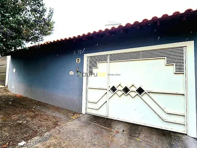 Casa 2 quartos e 2 banheiros, à venda, no bairro Jardim Vânia Maria em Bauru