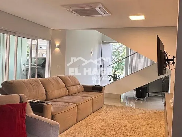 Casa com 470m² 3 quartos e 5 banheiros, à venda, no bairro Jardim Itália em Cuiabá
