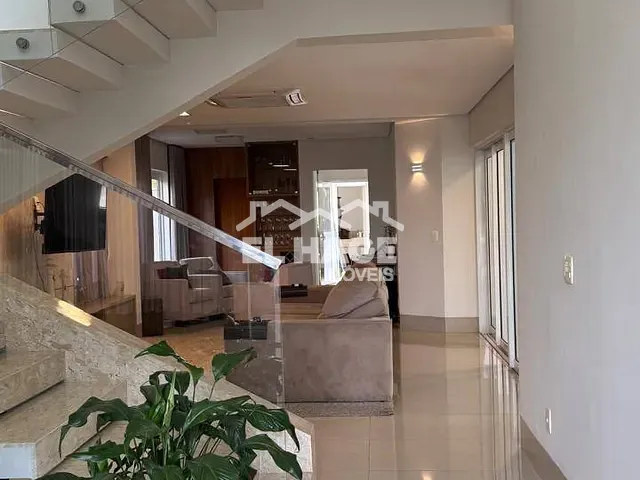 Casa com 470m² 3 quartos e 5 banheiros, à venda, no bairro Jardim Itália em Cuiabá