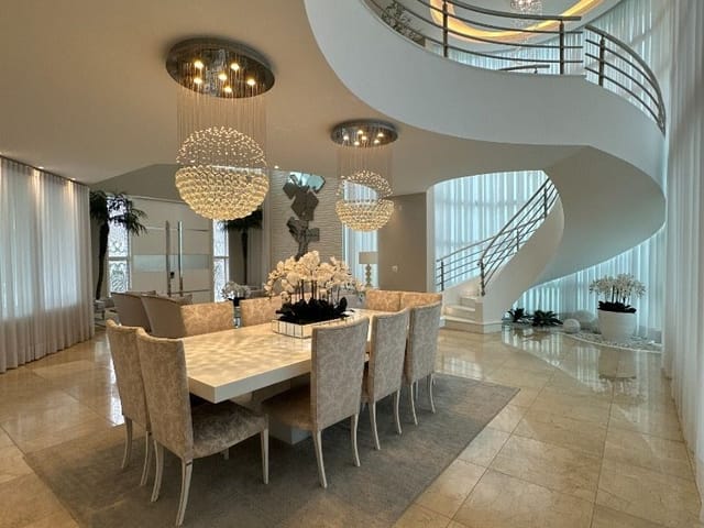 Casa com 1046m² 4 quartos e 2 banheiros, à venda, no bairro Santo Antônio em Americana