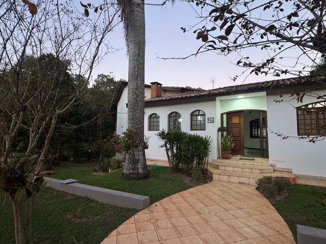 Casa 4 quartos e 7 banheiros, à venda, no bairro Parque Residencial Colina das Estrelas em Tatuí