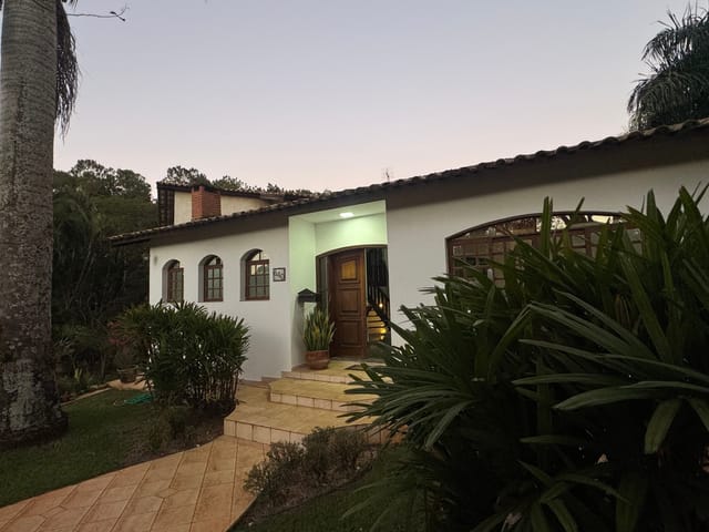 Casa 4 quartos e 7 banheiros, à venda, no bairro Parque Residencial Colina das Estrelas em Tatuí