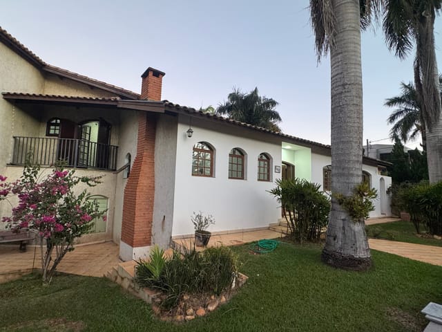 Casa 4 quartos e 7 banheiros, à venda, no bairro Parque Residencial Colina das Estrelas em Tatuí