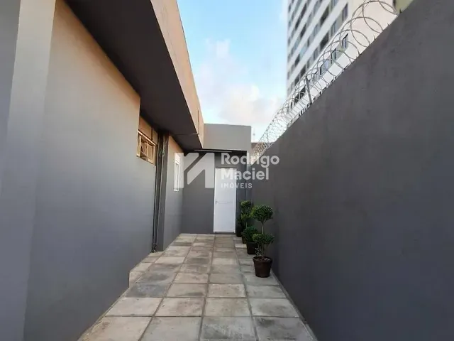 Casa 4 quartos e 3 banheiros, à venda, no bairro Iputinga em Recife