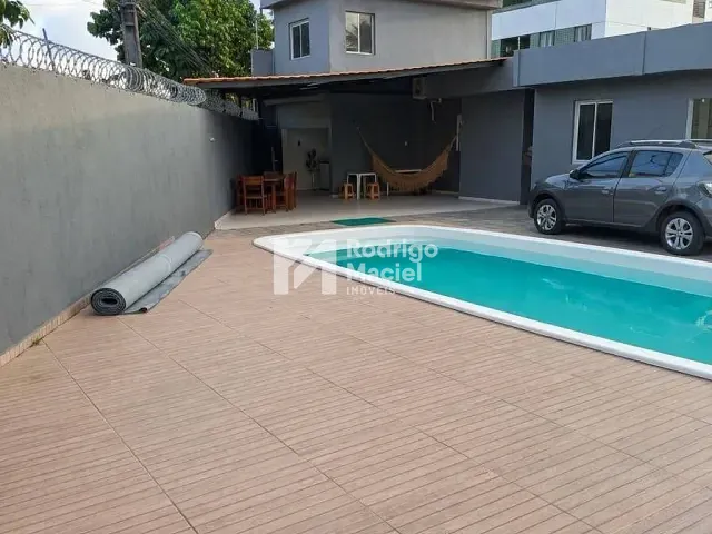 Casa 4 quartos e 3 banheiros, à venda, no bairro Iputinga em Recife
